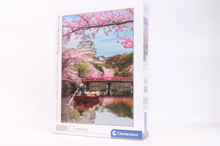 Puzzle 1000. Himeji Castle in Spring - tantis.pl