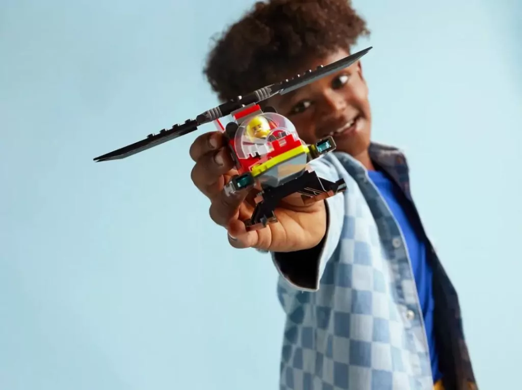 LEGO® City. Strażacki helikopter ratunkowy 60411 - tantis.pl