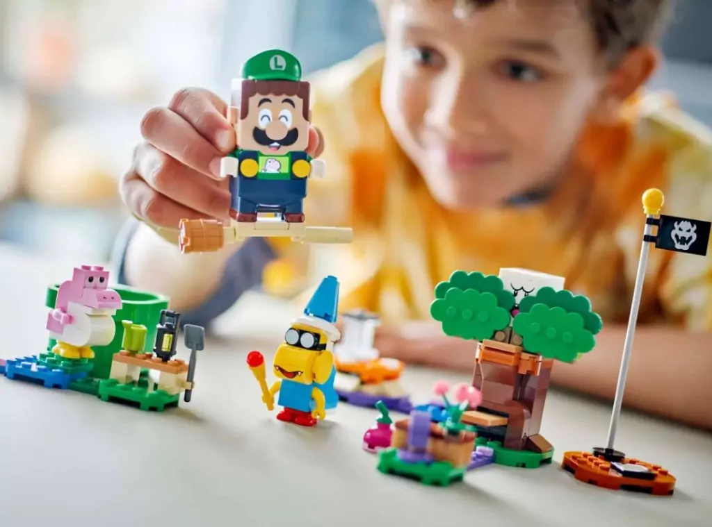 LEGO® Super Mario. Przygody z figurką Luigi  71440 - tantis.pl