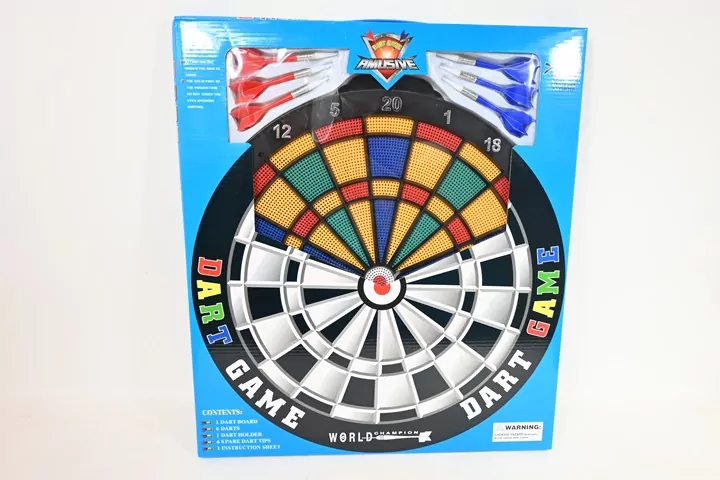 Tarcza 45cm z rzutkami w pudełku 1365800 58001 - tantis.pl