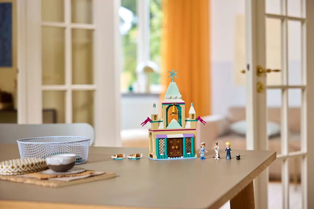 LEGO® Kraina lodu. Zamek w Arendelle 43265 - tantis.pl