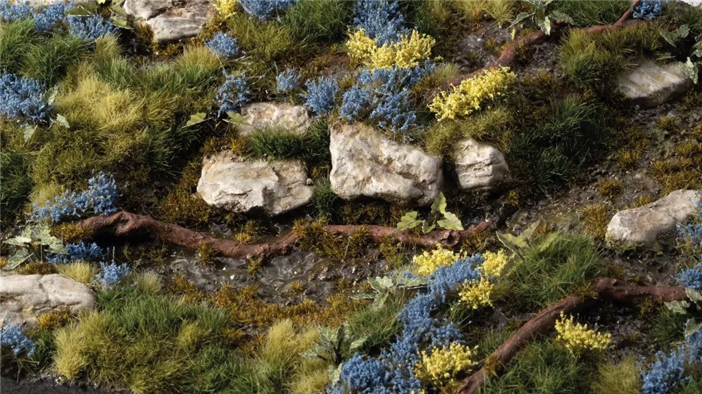 Gamers Grass: Bluebeard Flowers - tantis.pl