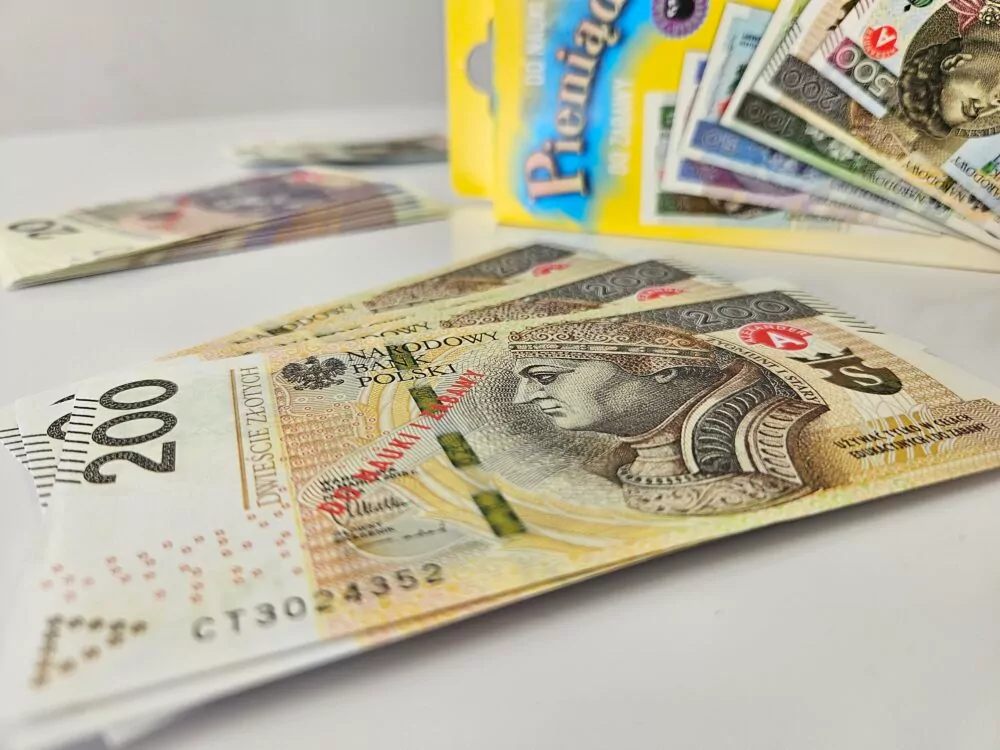 Pieniądze - tantis.pl