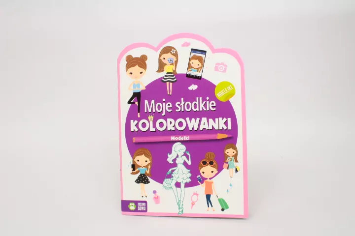 Modelki. Moje słodkie kolorowanki - tantis.pl