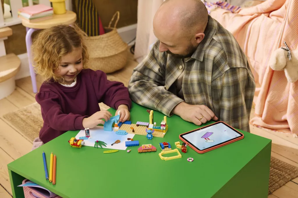 LEGO® Zabawa na plaży z Lilo i Stitchem 43280 - tantis.pl