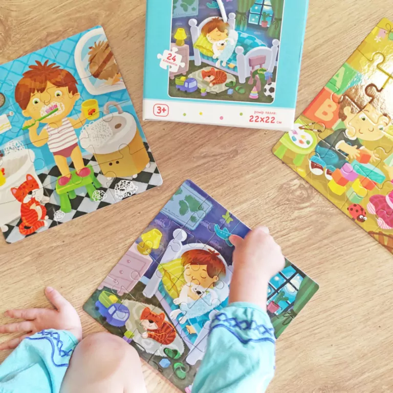 Puzzle 4w1. Mój dzień - tantis.pl