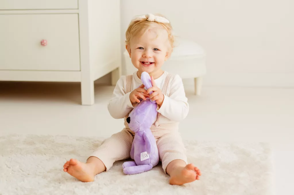 Piesek Tulimy fioletowy 28 cm - tantis.pl