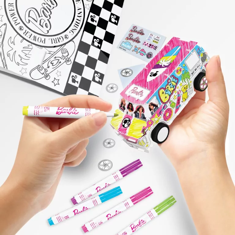 Barbie. Maker Kitz. Pomaluj kampera - tantis.pl