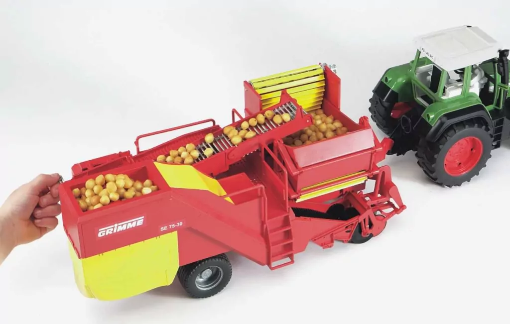 Kombajn ziemniaczany. Pojazd rolniczy. Grimme - tantis.pl
