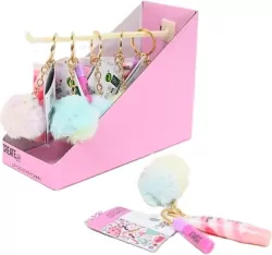 Błyszczyk z brelokiem. Mix