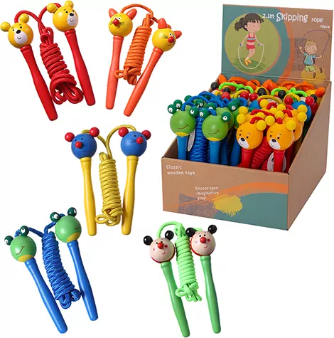 Skakanka z drewnianym uchwytem. Zwierzątko MIX - tantis.pl