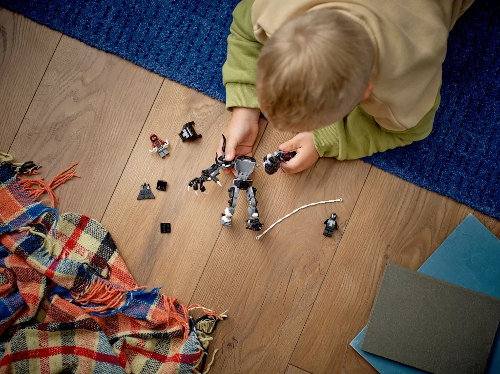 LEGO® Marvel. Mechaniczna zbroja Venoma vs. Miles Morales 76276 - tantis.pl