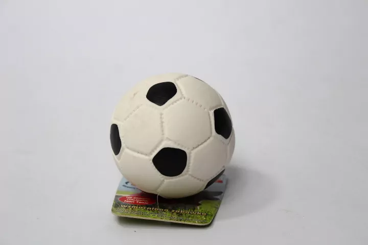 Piłka futbolowa piszcząca (dla psa) 7cm MIX - tantis.pl
