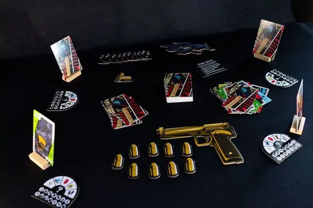 Podwójni Agenci - tantis.pl