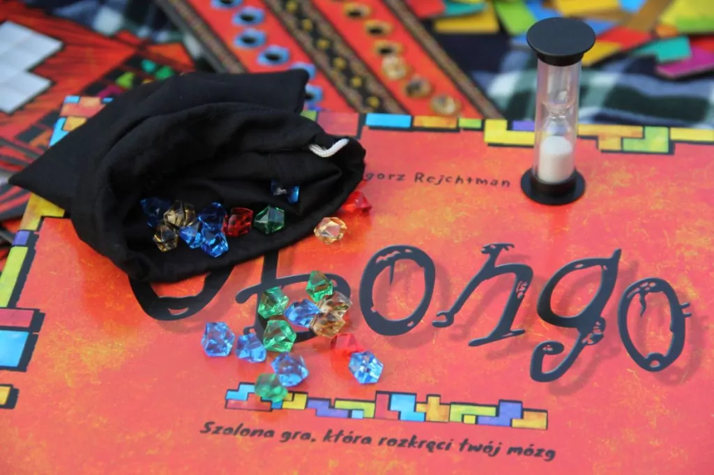 Ubongo. Szalona gra, która rozkręci twój mózg - tantis.pl