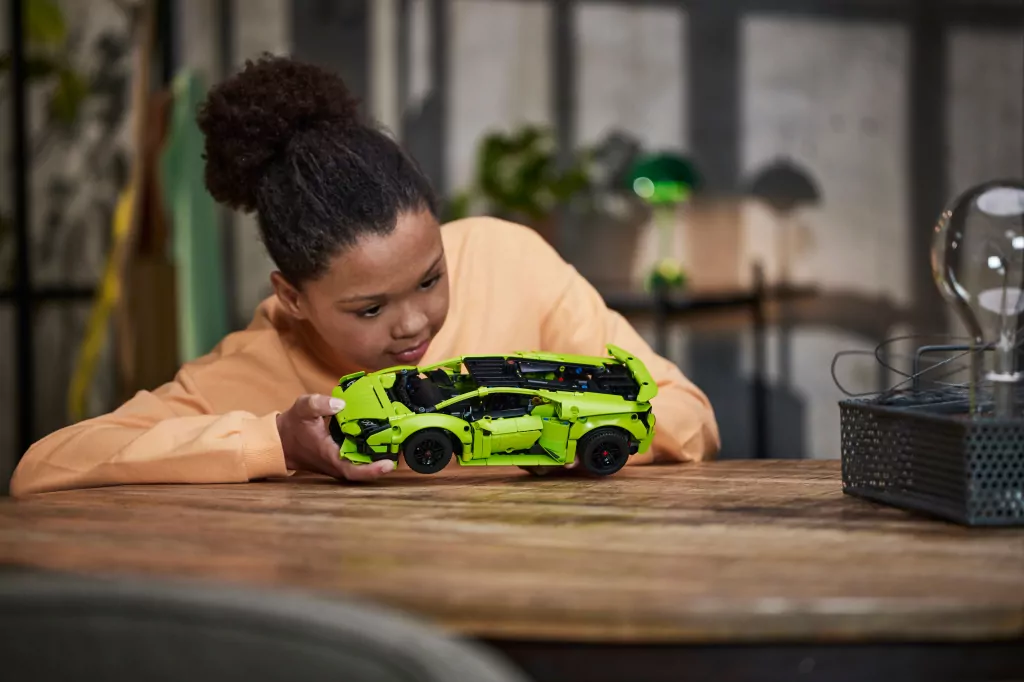 LEGO® Technic. Lamborghini Huracán Tecnica. 42161 - tantis.pl