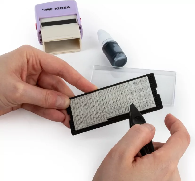 Stempel do tkanin z literkami KIDEA - tantis.pl