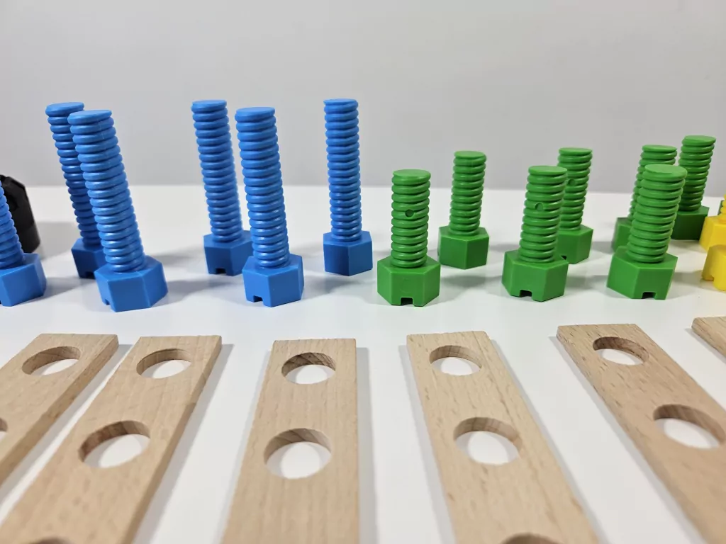 Mały Konstruktor Junior. 150 elementów - tantis.pl