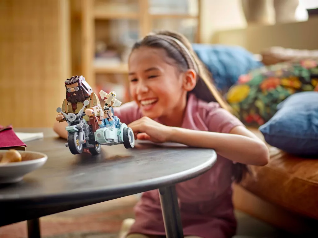 LEGO® Przejażdżka motocyklowa Hagrida i Harry’ego 76443 - tantis.pl