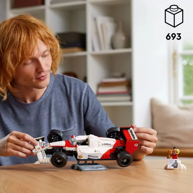 LEGO® Icons. McLaren MP4/4 i Ayrton Senna 10330 - tantis.pl