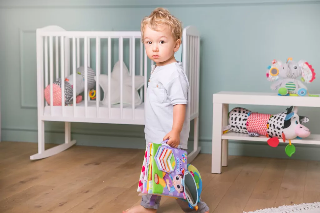 Co robi chłopiec? - tantis.pl