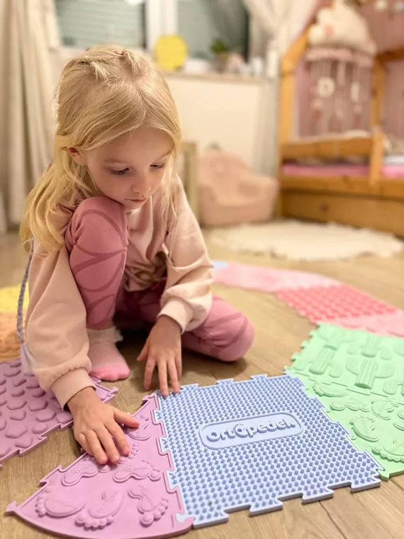 Ortopedek- zestaw mat sensorycznych pastel 16 el. - tantis.pl