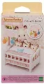 Sylvanian Families. Łóżeczko z karuzelą 5534 p6 - tantis.pl