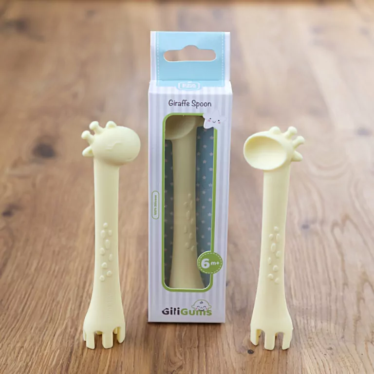 Łyżeczka silikonowa Żyrafa żółta - tantis.pl