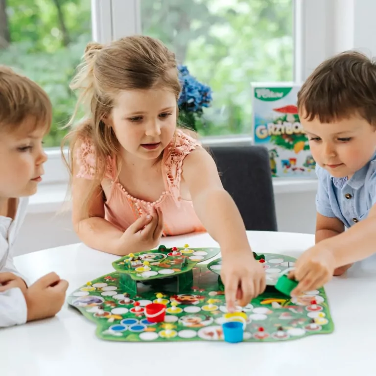 Grzybobranie. Rodzina Treflików - tantis.pl