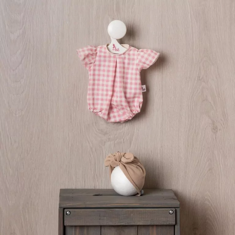 Zestaw ubranek Patricia dla lalki Oli 30cm - tantis.pl