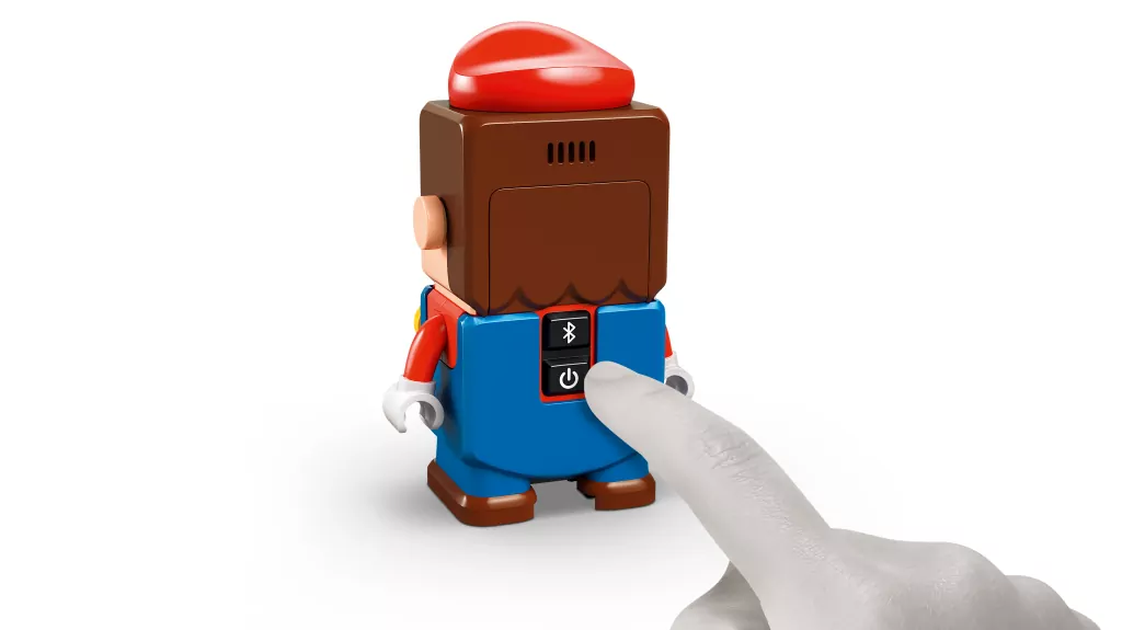 LEGO® Super Mario.  Mario Kart™ — Interaktywna figurka LEGO® Mario™ i Standard Kart 72043 - tantis.pl