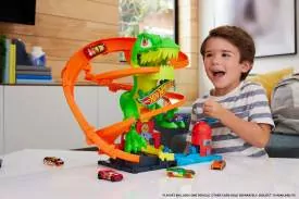 Hot Wheels City Zakręcony tor Remiza T-Rexa - tantis.pl
