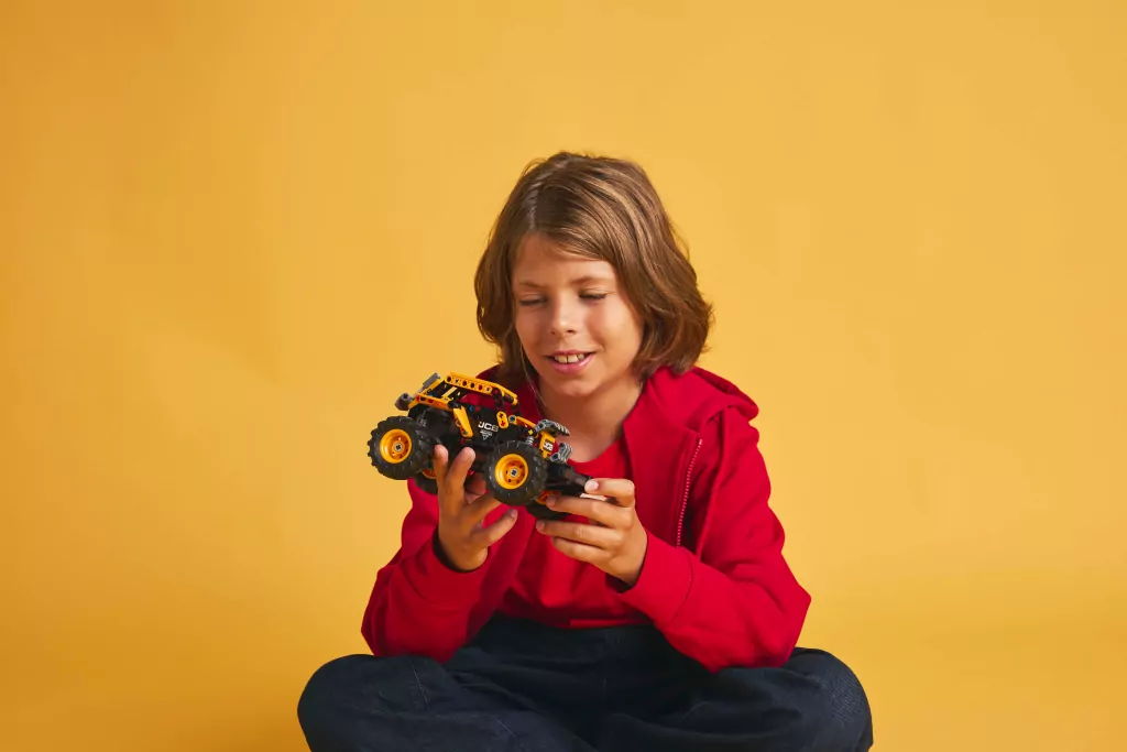 LEGO® Technic. Monster Jam DIGatron. 42199 - tantis.pl