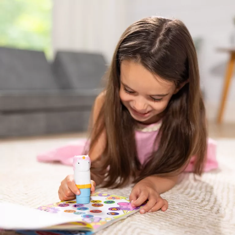 Mellisa&Doug: Świat Naklejek - Jednorożec - tantis.pl