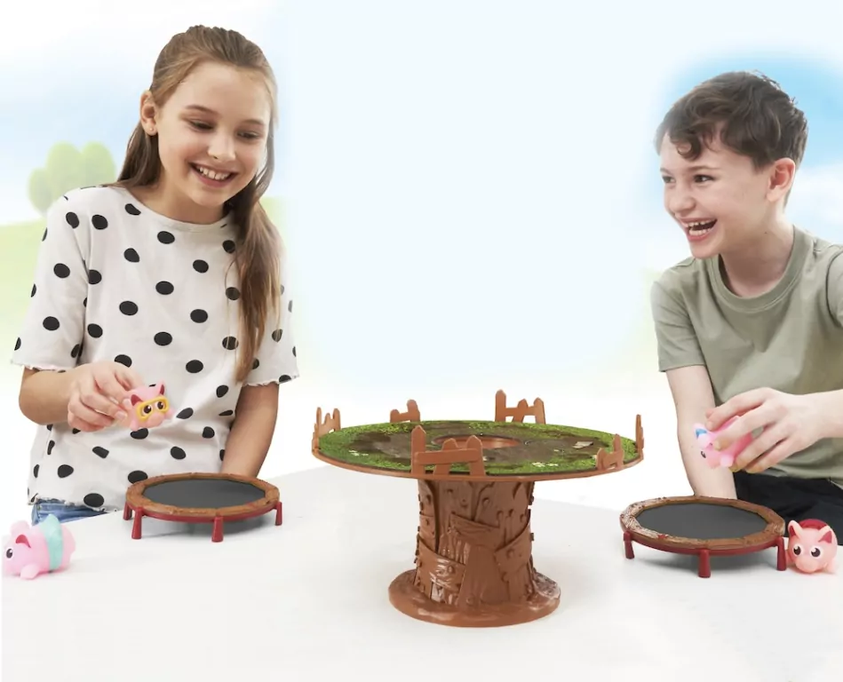 Świnie na trampolinie - tantis.pl