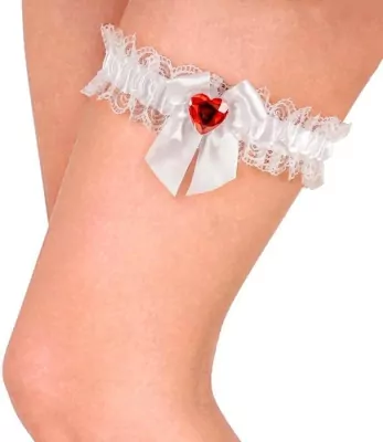 Biała podwiązka z czerwonym kryształowym sercem