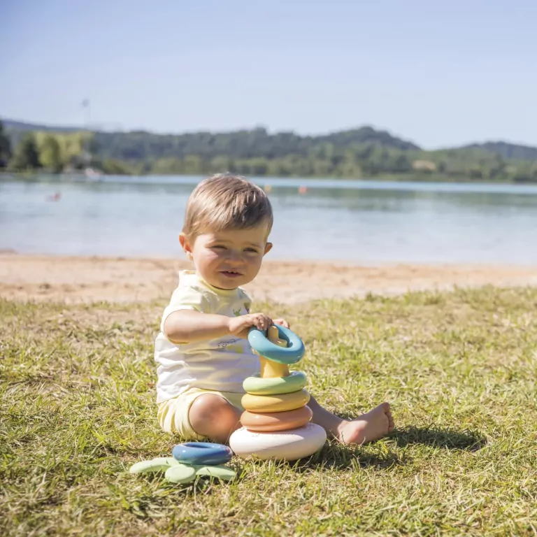 Piramida z krążków bioplastik - tantis.pl