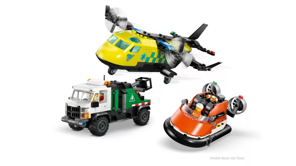 LEGO® City.  Zestaw z samolotem, ciężarówką serwisową i poduszkowcem 60505 - tantis.pl