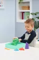 Kinetic Sand. Piasek z foremkami zielony - tantis.pl