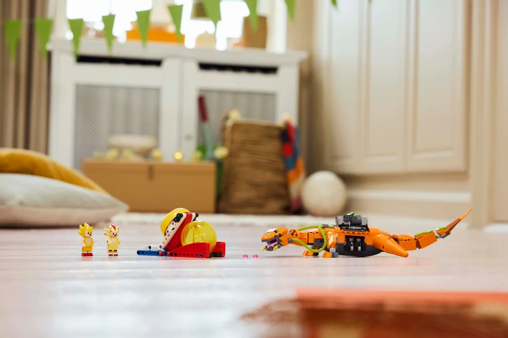 LEGO® Super Shadow kontra Biolizard 77003 - tantis.pl