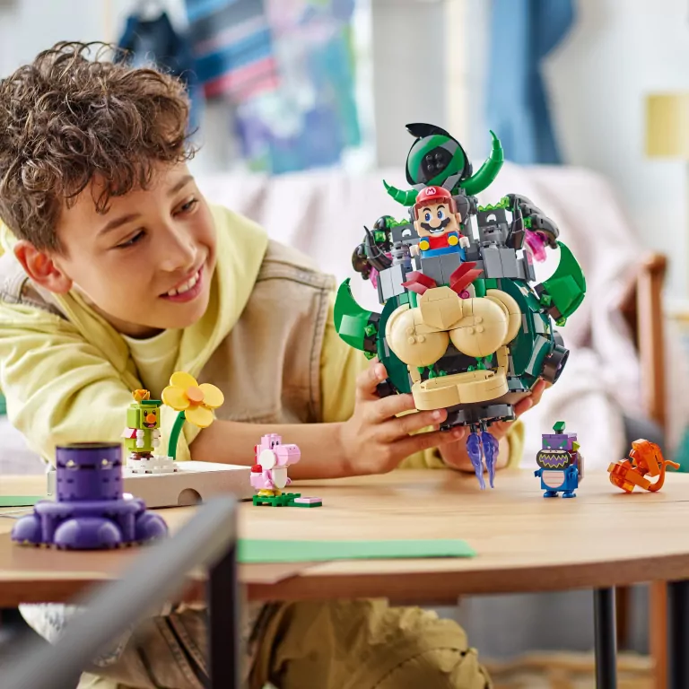 LEGO® Super Mario. Prince Florian i Castle Bowser 72042 - tantis.pl