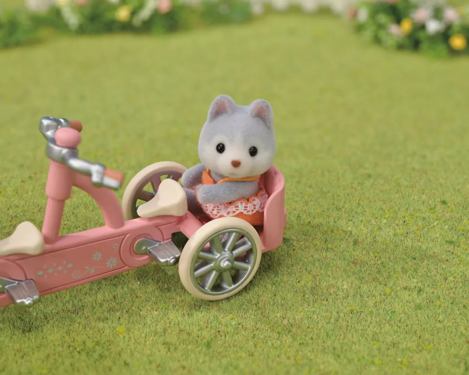 Sylvanian Families. Tandem na rowerze. Pieski Husky. Zestaw z figurkami - tantis.pl