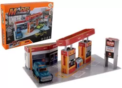 Stacja benzynowa z autkami