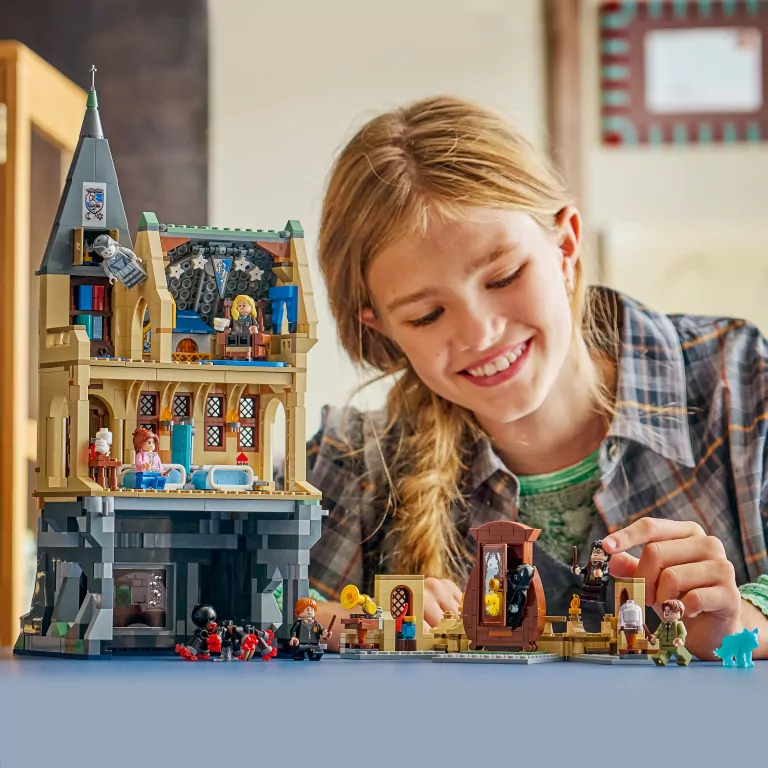 LEGO® Harry Potter.  Zamek Hogwart: skrzydło 76463 - tantis.pl
