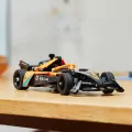 LEGO® Technic. NEOM McLaren Formula E Race Car 42169 - tantis.pl