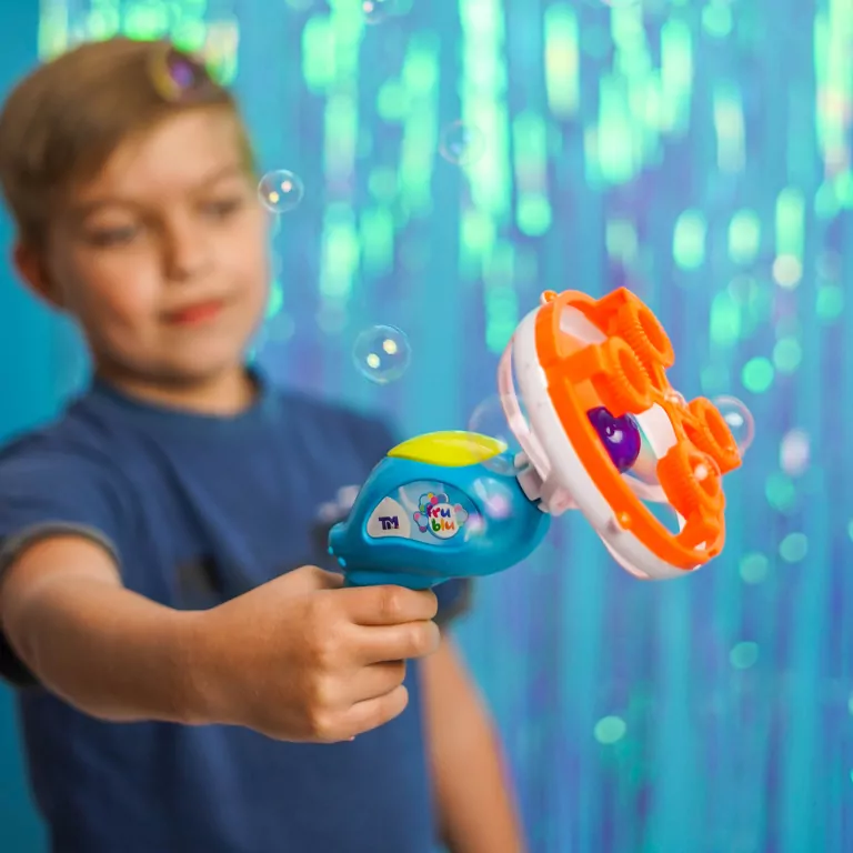 Fru Blu. Pistolet na bańki mydlane Blaster + płyn 500 ml - tantis.pl