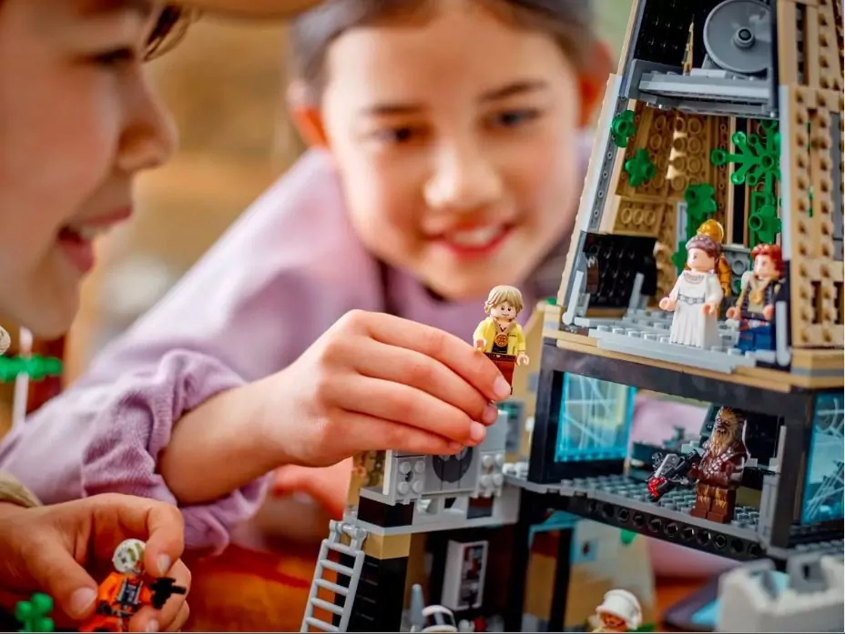 LEGO® Star Wars™. Baza Rebeliantów na Yavin 4. 75365 - tantis.pl