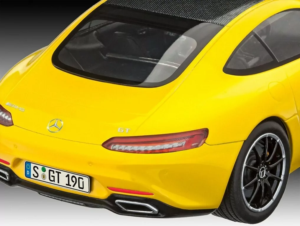 Samochód sportowy Mercedes AMG GT - tantis.pl