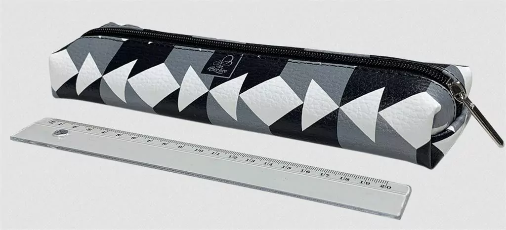 Piórnik Jamnik. Ekoskóra Kostki - tantis.pl