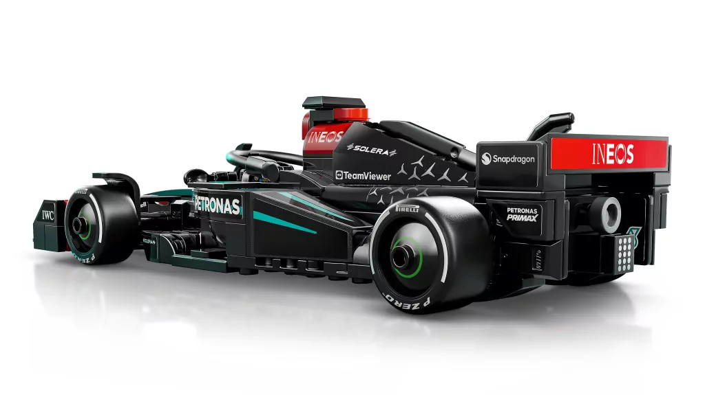 LEGO® Speed Champions. Bolid F1® Mercedes-AMG W15 77244 - tantis.pl